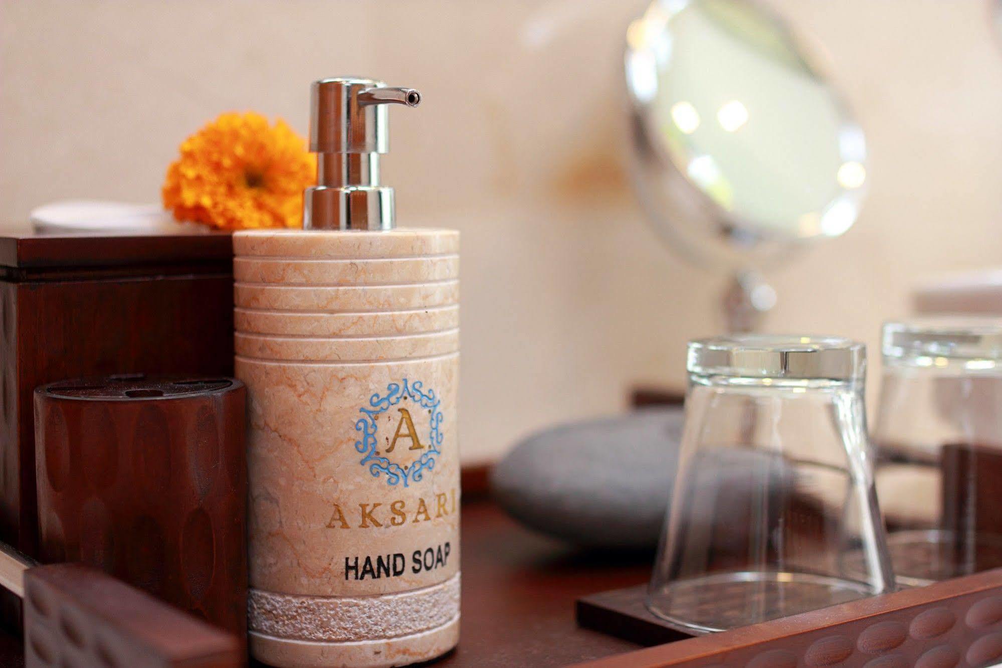 Aksari Villa Seminyak Eksteriør bilde